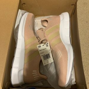 Brand New Women’s Adidas Swift Run W.